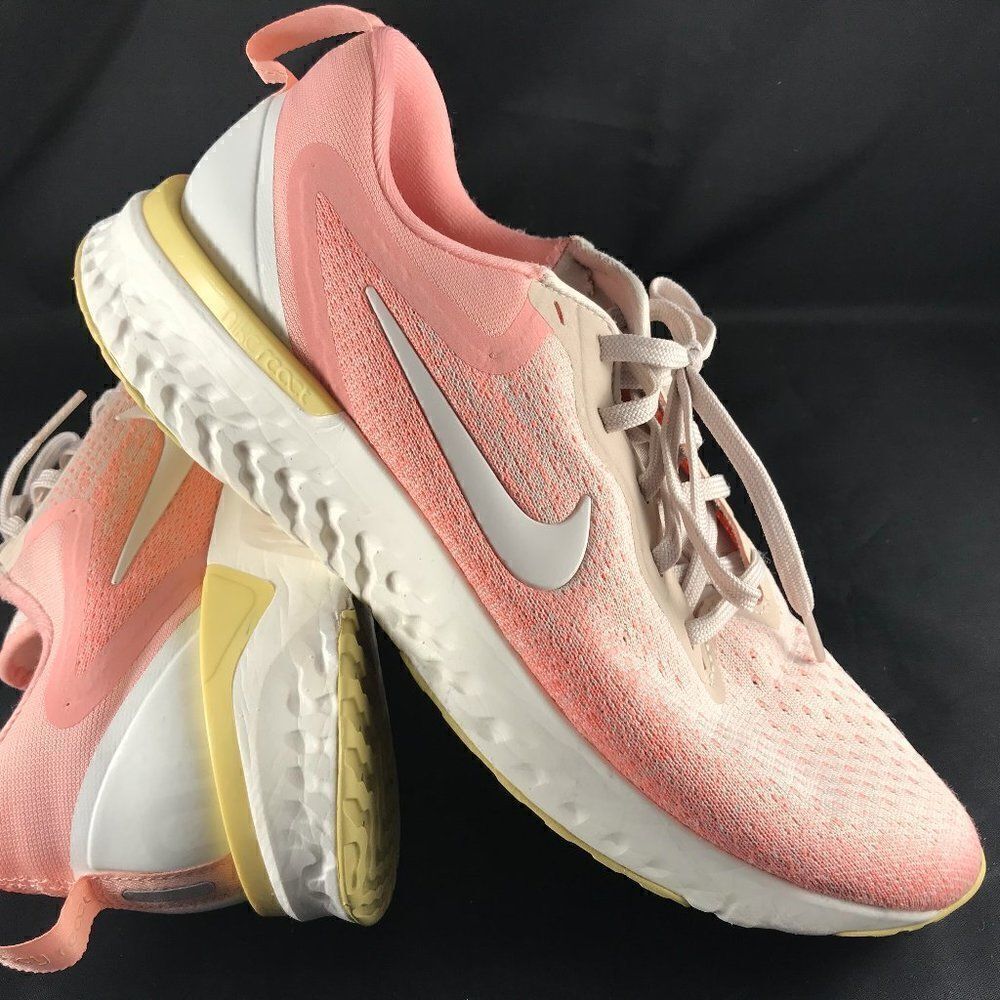 Nike Air Zoom Odessey REACT Peach White Yellow 10